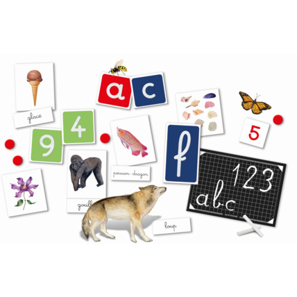 Avis Mon coffret de jeux - Montessori CLEMENTONI 2