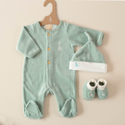 Avis Coffret cadeau Sophie la Girafe - Vert Sauge Trois Kilos Sept 2