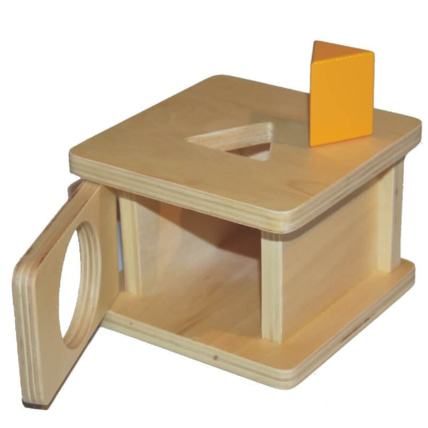 Avis Boite à forme avec prisme triangulaire ambiance montessori 1