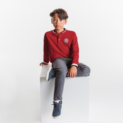 Avis T-shirt manches longues à écusson rouge garçon OKAIDI 1