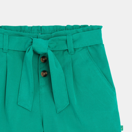 Avis Short ceinturé en toile unie vert fille OKAIDI 3