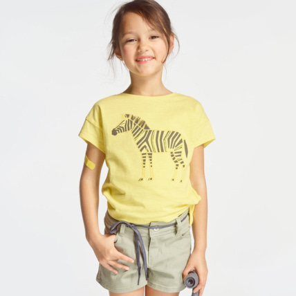 Avis T-shirt à motif fantaisie jaune fille OKAIDI 2