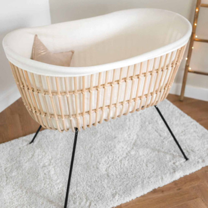 Avis Berceau en rotin et pieds métal Java Saudara Collections 1