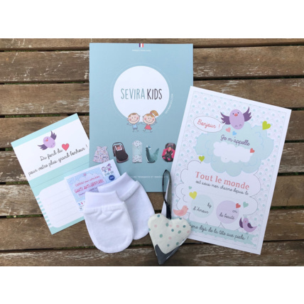 Avis Pack cadeau naissance avec moufles anti-griffures Sevira Kids 1
