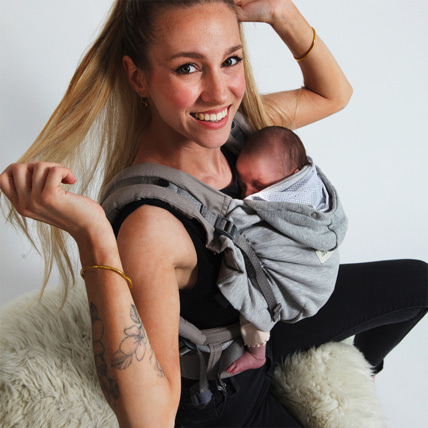 Avis Porte-bébé HoodieCarrier 2 LOVE RADIUS 2
