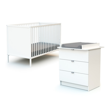 Avis Chambre bébé lit et commode à langer en bois Webaby 1
