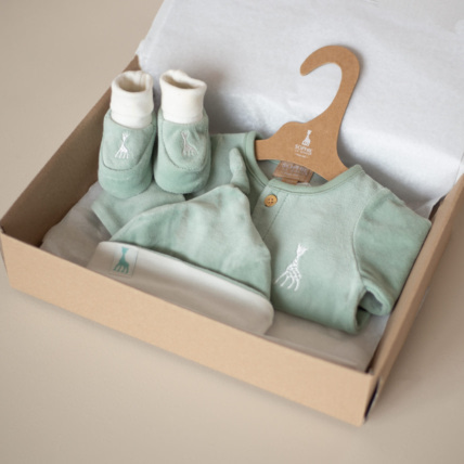 Avis Coffret cadeau Sophie la Girafe - Vert Sauge Trois Kilos Sept 1