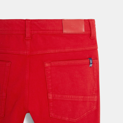 Avis Pantalon skinny en toile bi-stretch rouge garçon OKAIDI 3