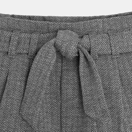 Avis Short ceinturé effet chevron pailleté gris fille OKAIDI 3