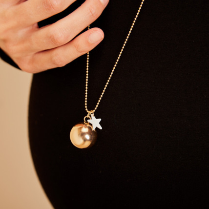 Avis Bola de grossesse doré pendentif étoile Prémaman 1