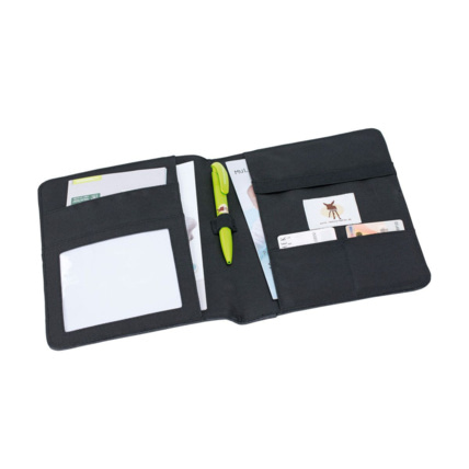 Avis Protège carnet de santé LÄSSIG 2