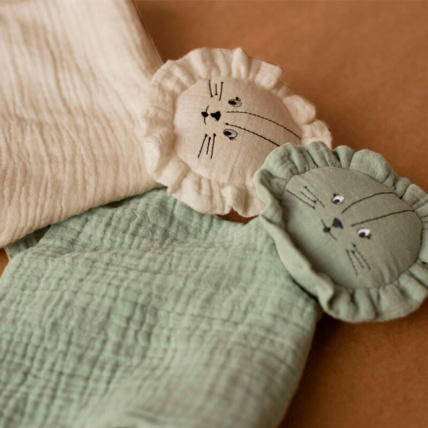 Avis Doudou lange lion Tam Tam Trois Kilos Sept 1