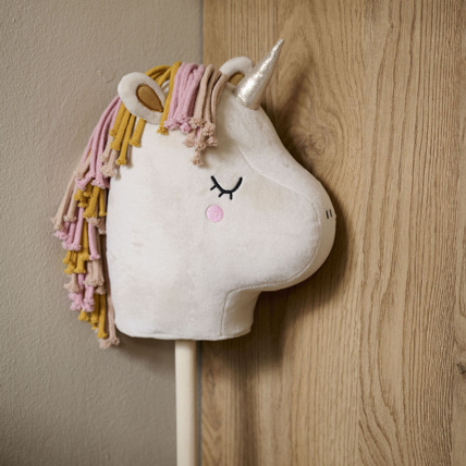 Avis Cheval bâton Licorne Lara Petite Amélie 1