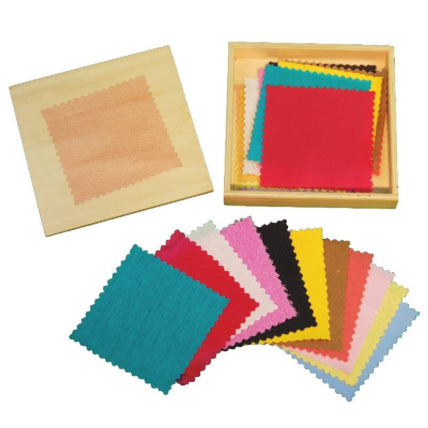 Avis Boite à tissus n°2 ambiance montessori 1