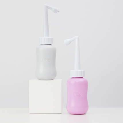Avis Bouteille de lavage périnéale renversée Frida 5