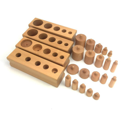 Avis Mes premiers blocs de cylindres ambiance montessori 1