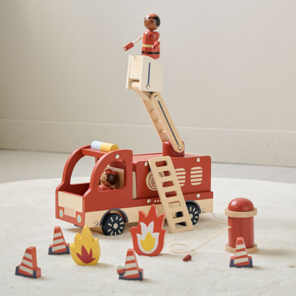 Avis Camion de pompiers en bois Petite Amélie 1