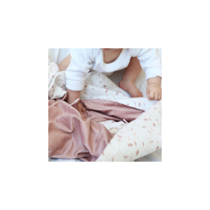 Avis Couverture bébé fille Trois Kilos Sept 3