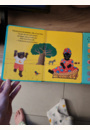 avis Petit Ours Brun écoute la musique par melissa
