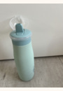 avis Gourde Mini-Me Flip en acier inoxydable 500ml avec bec verseur 2 en 1 par Sandra