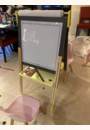 avis Tableau 4 pieds réglables par Deborah