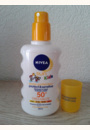 avis Spray solaire FPS 50+ Sun Kids Protect & Sensitive par Jolanda